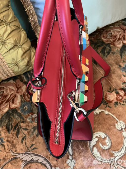 Сумка Fendi красная