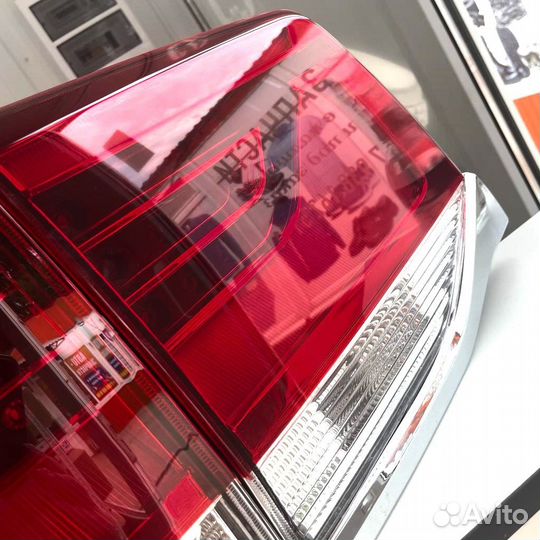 Фонари Toyota Land Cruiser 200