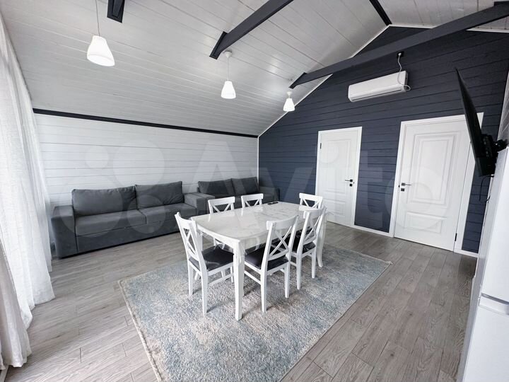 Дом 77 м² на участке 2,5 сот.