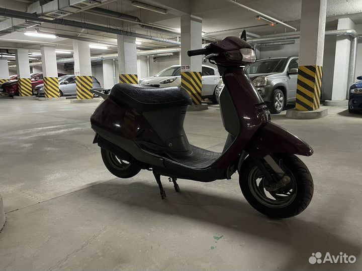 Honda lead 90
