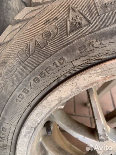 R15 Goodyear UltraGrip 195/65, PCD 4x114.3 DIA 67