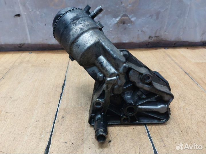 Корпус масляного фильтра Opel Zafira B Z19DT 2007