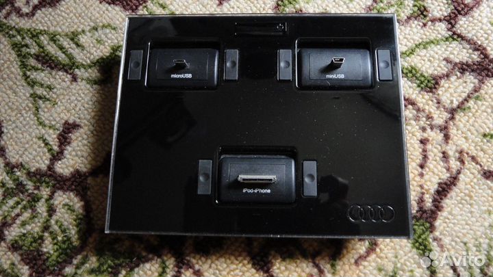 Адаптер idapt universal charger i4