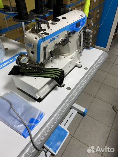 Jack W4-UT-01GB Плоскошовка автомат