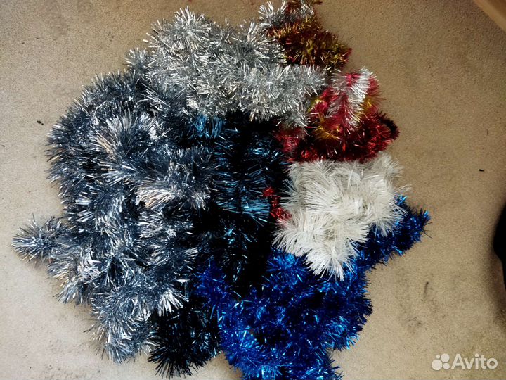 Елочные игрушки