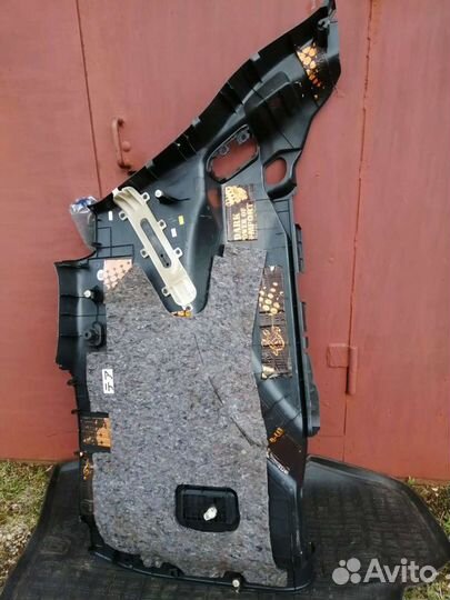 Обшивка багажника Toyota prado 150