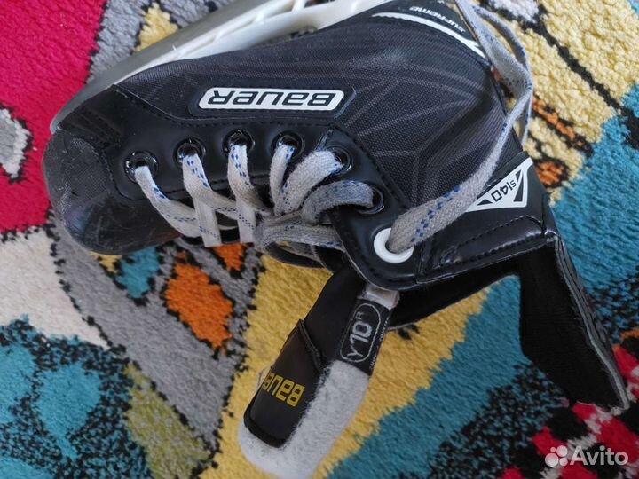 Хоккейные коньки bauer