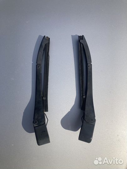 Поводки фараомывателей Mercedes 202