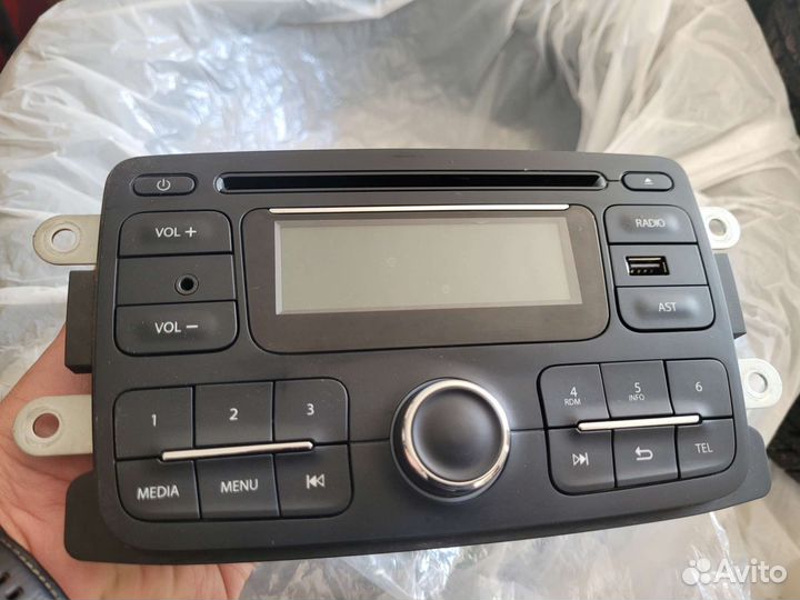 Магнитола Дастер