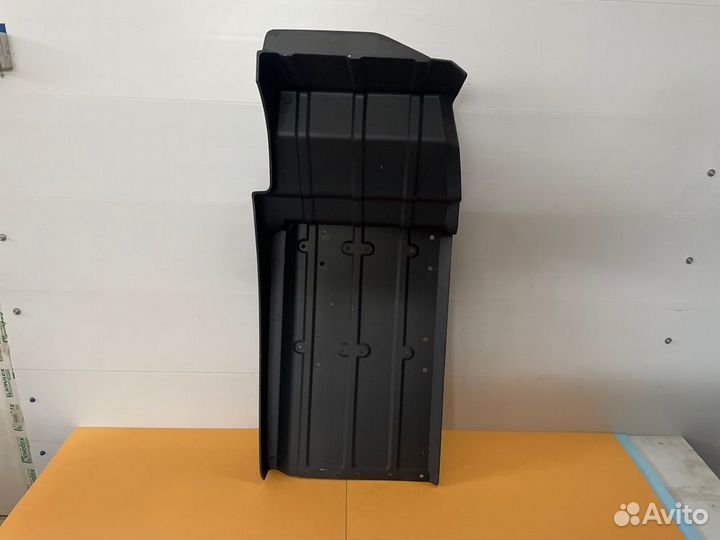 Крыло переднее заднее часть правое Man Tga Tgs