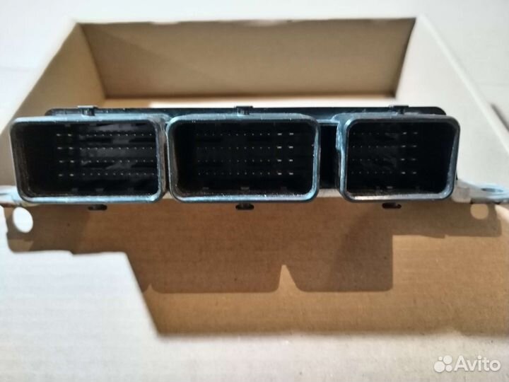 Эбу двигателя Renault Logan Daster Kaputr Terrano