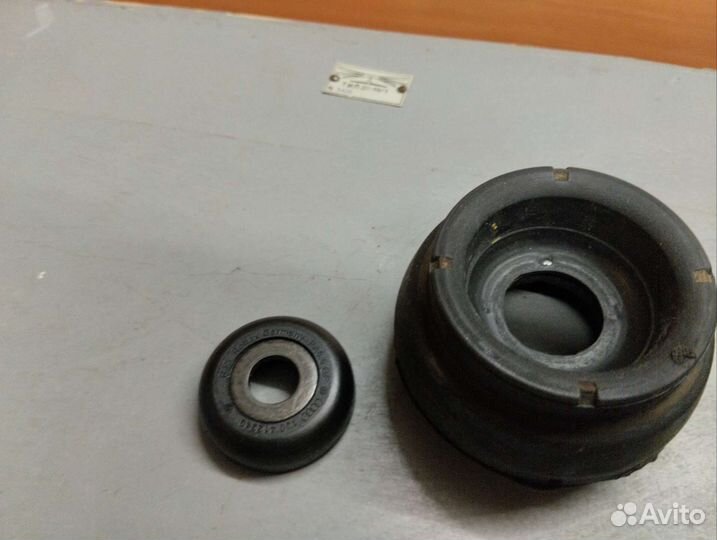 Опора стойки амортизатора переднего