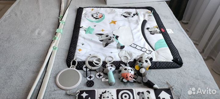 Развивающий коврик tiny love