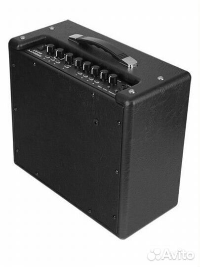 Гитарный комбоусилитель