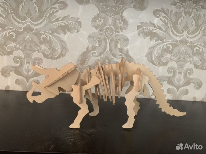 Сборная модель динозавр