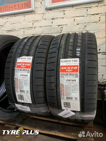 Kumho Ecsta PS91 275/30 R20 и 245/35 R20 97Y