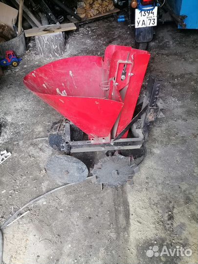 Картофельная сажалка