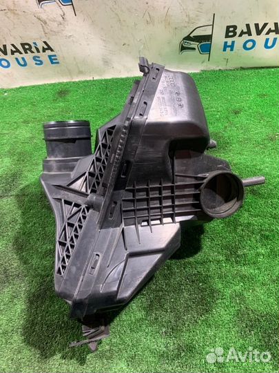 Корпус воздушного фильтра Audi A4 B8 CDN 2011