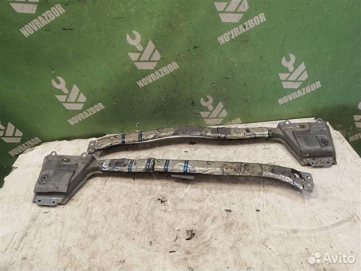 Кронштейн (сопут. товар) Тойота Хайлендер