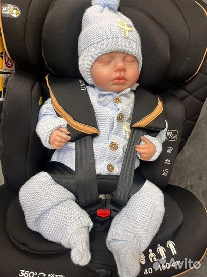 Детское автокресло от 0 до 36 кг поворотноее