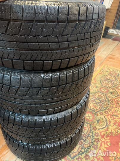 Bridgestone Blizzak VRX 225/55 R16 95S