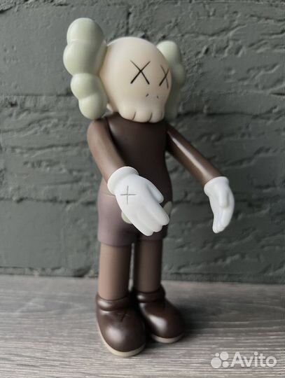 Коллекционные фигурки kaws 20см
