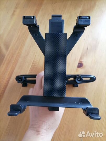 Держатель в машину для планшета