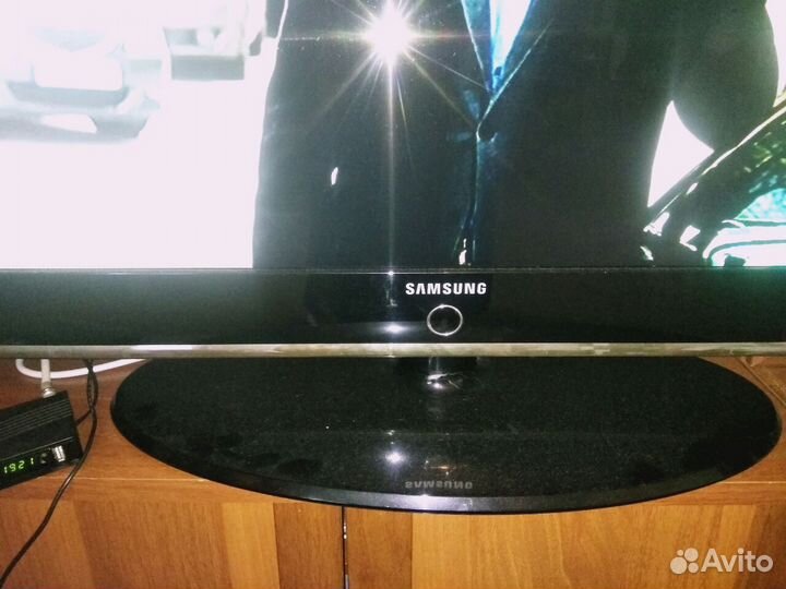 Телевизор samsung 40 дюймов LE40M87BDX/BWT