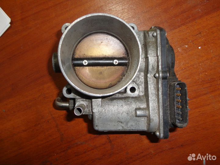 Дроссельная заслонка Toyota Mark X Lexus