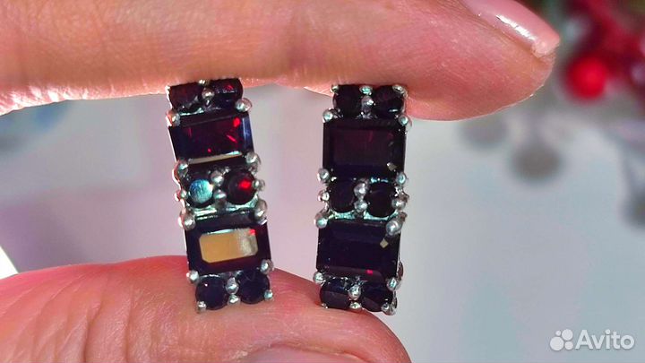 Серьги с альмандинами 6,36ct, 20*7 мм, 7гр 925