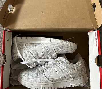 Женские кроссовки Nike Dunk Low ''White Paisley''