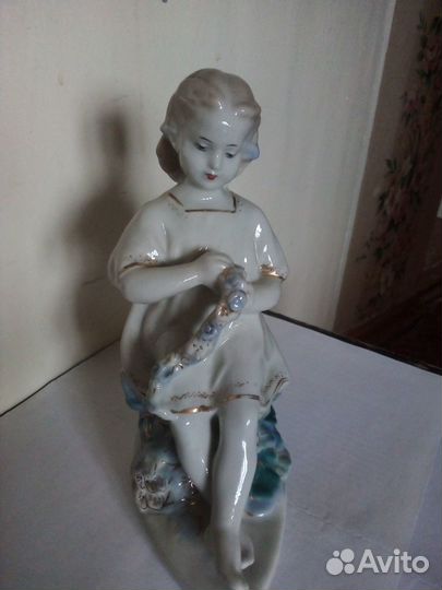 Коллекционная статуэтка фарфоровая 50-60г Турыгин