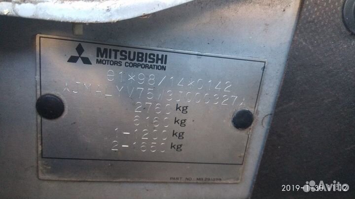 Разбор на запчасти Mitsubishi Pajero / Montero