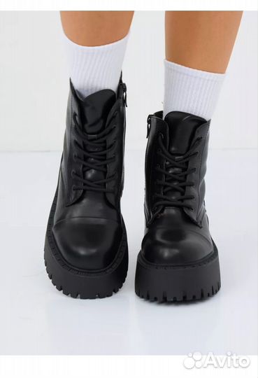 Ботинки зимние новые