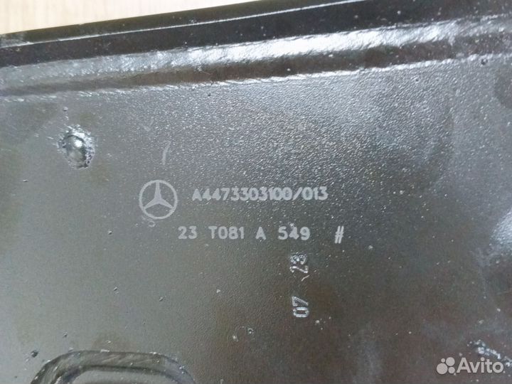 Рычаг подвески A4473303100