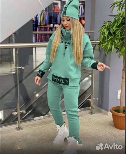 Спортивный костюм+шапка