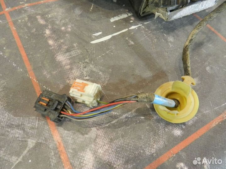 Зеркало боковое левое - Citroen C4 Picasso 2014