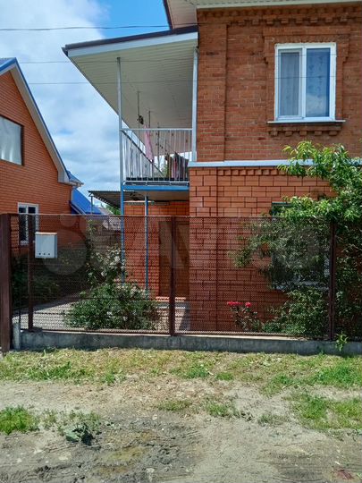 Дом 140,6 м² на участке 8 сот.