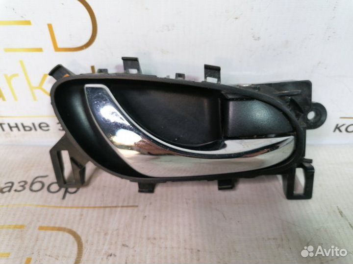 Ручка двери внутренняя передняя правая Nissan