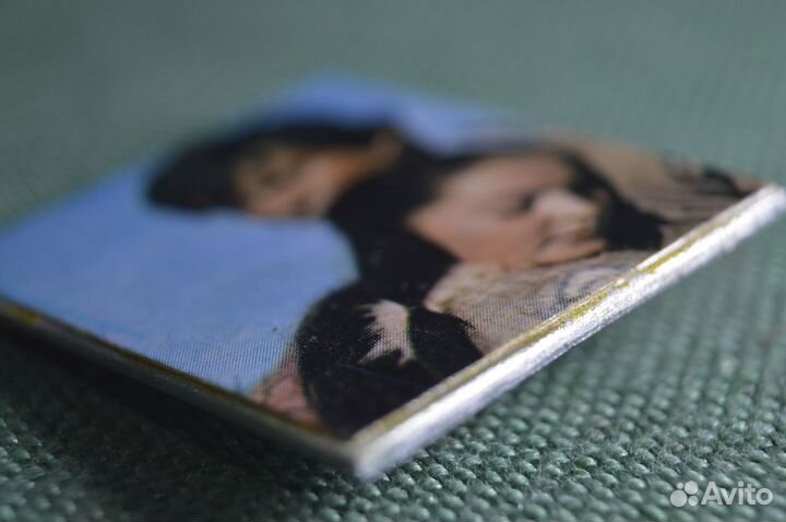 Знак с кадром из кинофильма. Пластик, металл