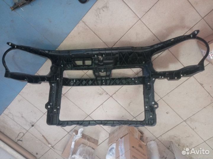 Панель передняя Volkswagen Polo 4