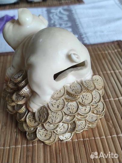 Копилка свинья