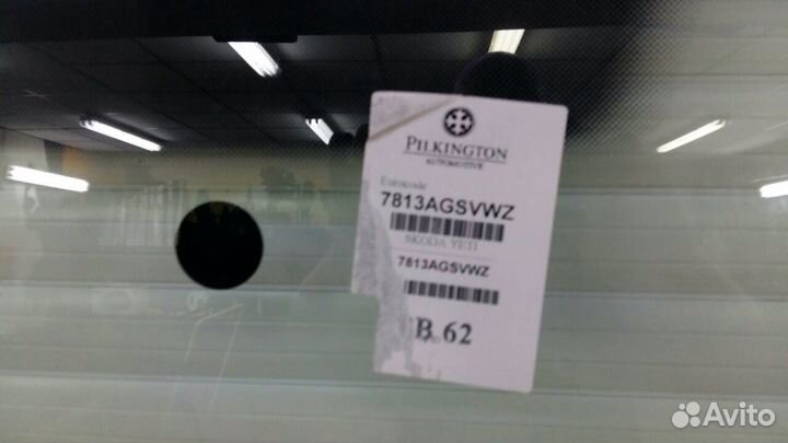 Skoda yeti 09- стекла лобовые pilkington