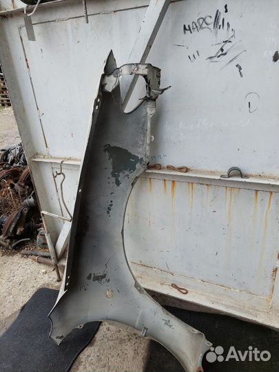 Крыло левое Toyota Carina ED 1994-1998г