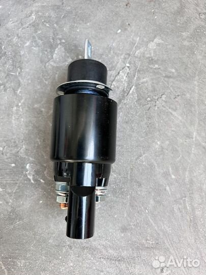 Втягивающее реле стартера