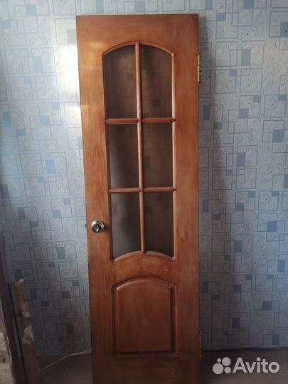 Продам межкомнатную дверь бу