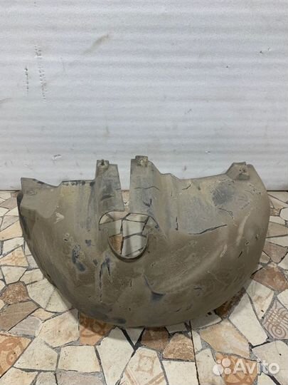 Подкрылок Skoda Fabia хэтчбэк 1.4 BXW 2008