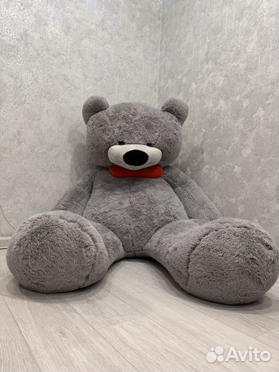 Большие плюшевые медведи