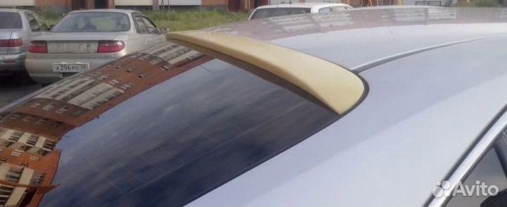 Козырек спойлер заднего стекла Camry 40