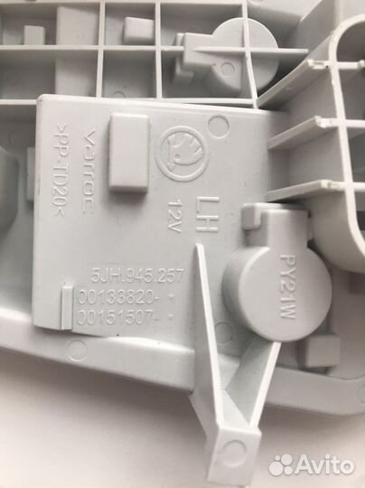 Блок задней фары skoda rapid